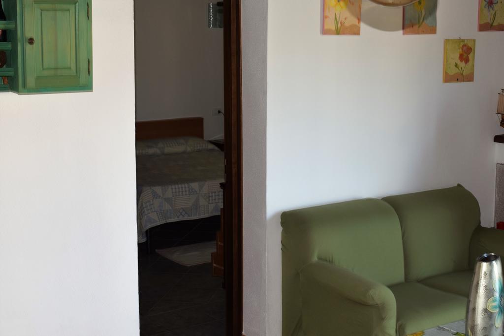 La Ginestra Guest House โอโรเซย ภายนอก รูปภาพ