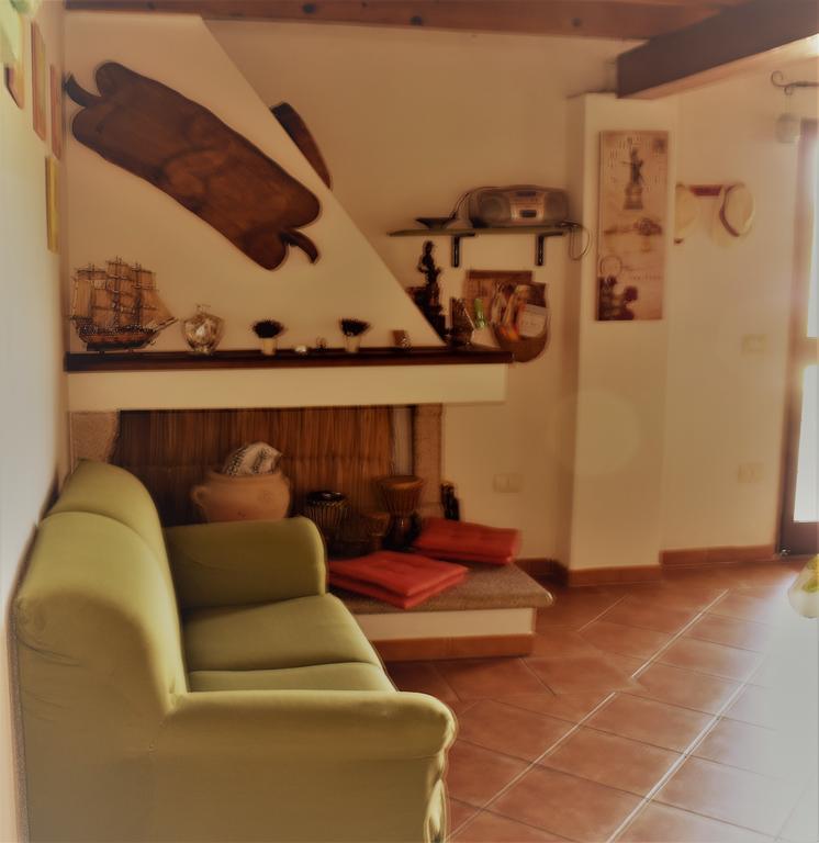 La Ginestra Guest House โอโรเซย ภายนอก รูปภาพ